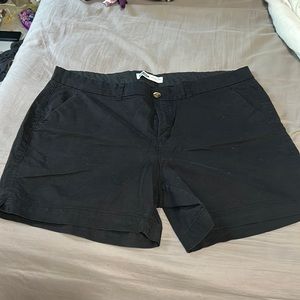 Black old navy shorts size 18